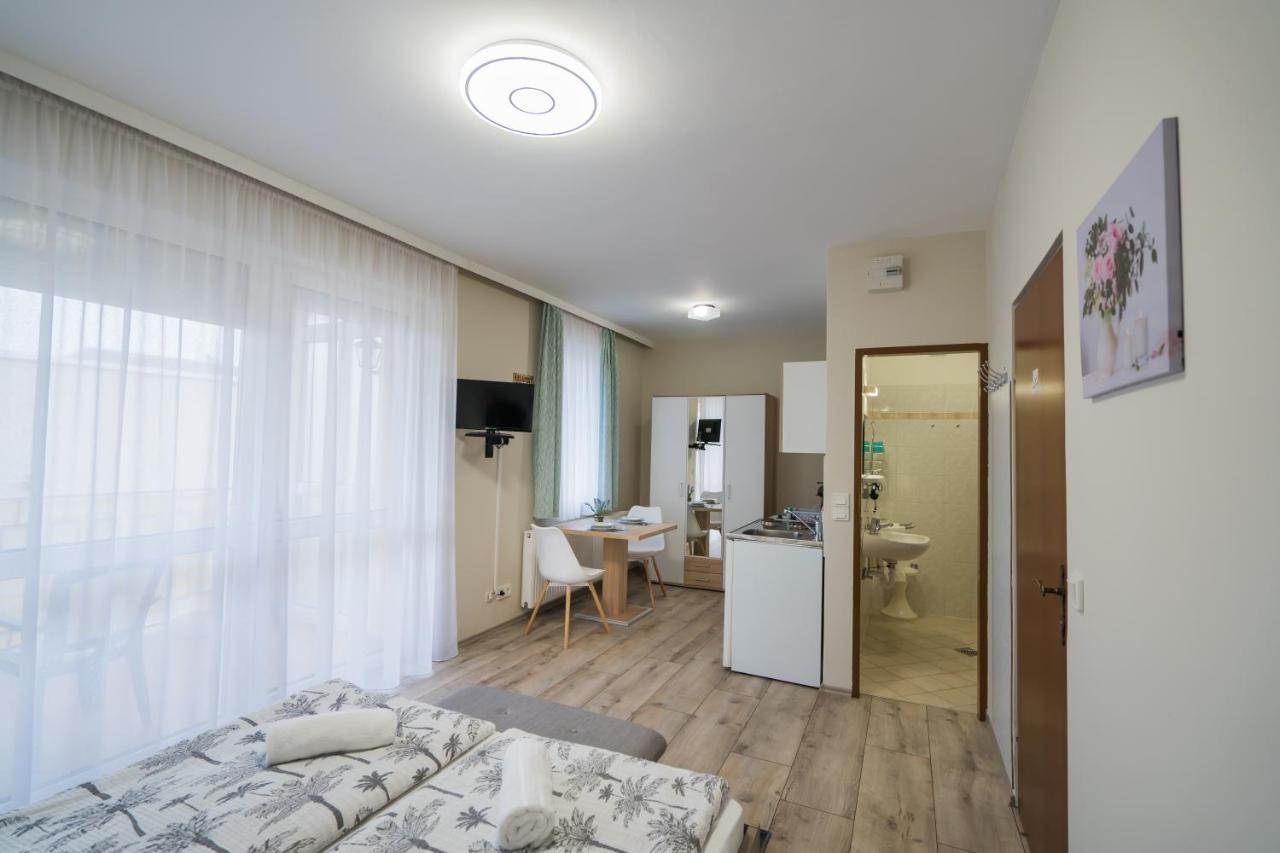 Korponyi Villa Siofok Ngoại thất bức ảnh
