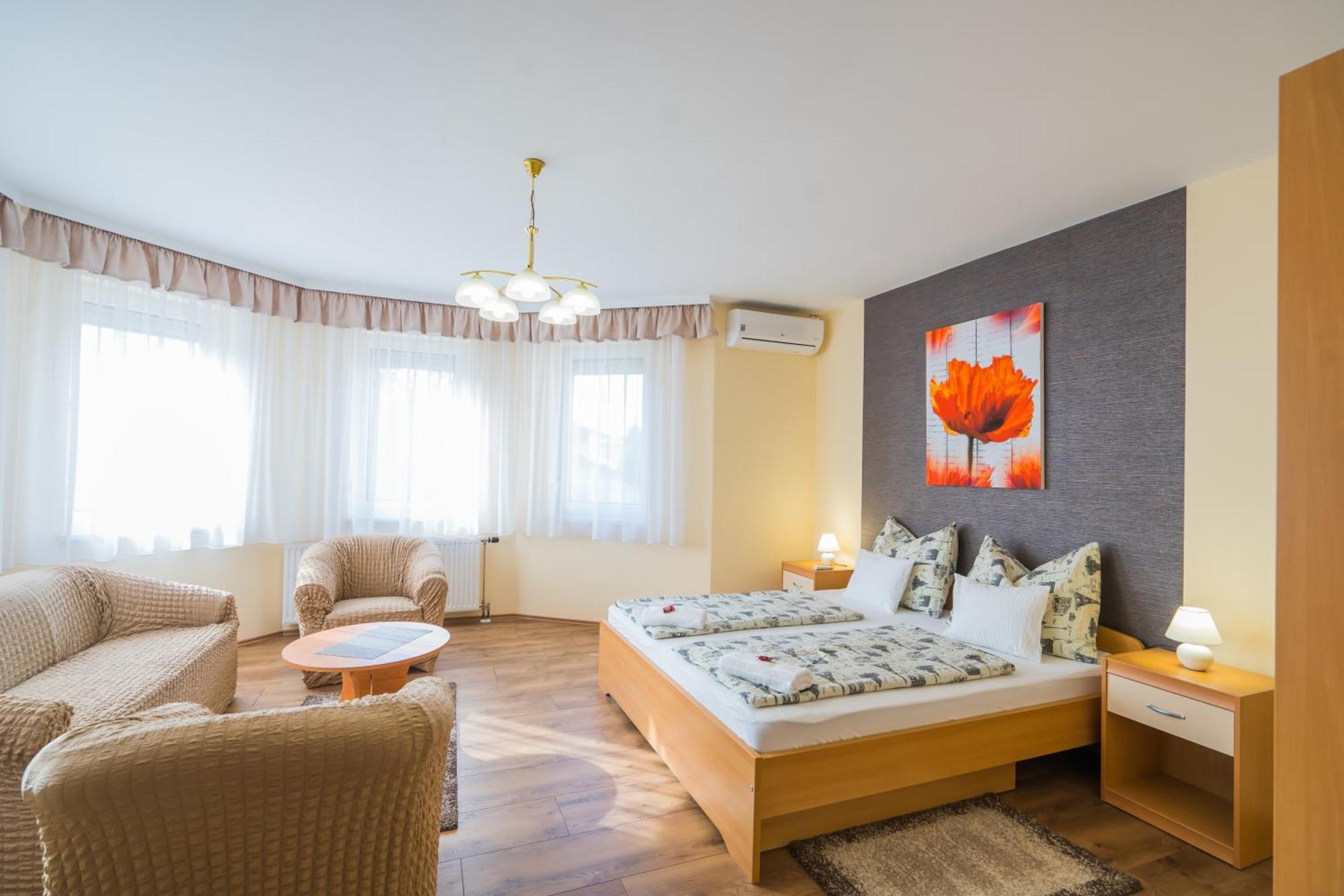 Korponyi Villa Siofok Ngoại thất bức ảnh
